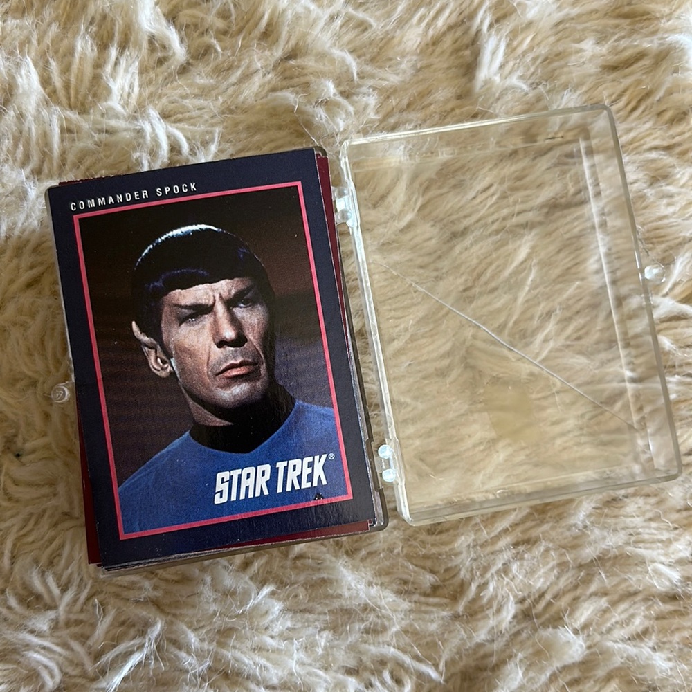1991 Star Trek Trading Cards (60 Cards & Case)